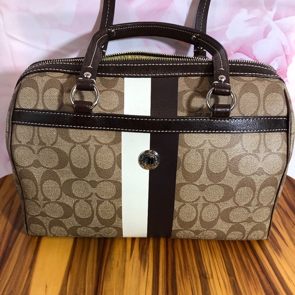 Coach Handbags - AUTH Coach Purse! Heritage signature!